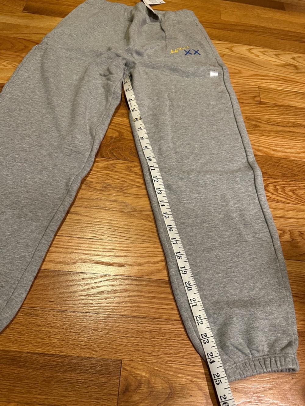 Uniqlo Kaws + Warhol collaboration gray Kids Sweatpants NWT streetwear size 13 - Picture 10 of 14